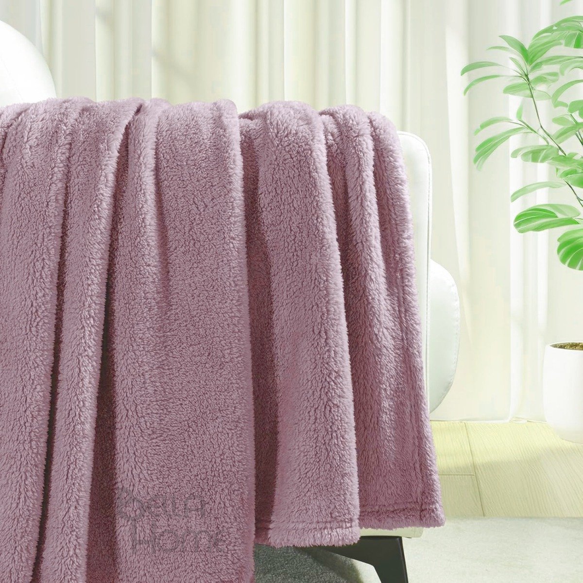 Cobija Soft Térmica En Piel De Conejo Sintética – Bella Home - Image 4